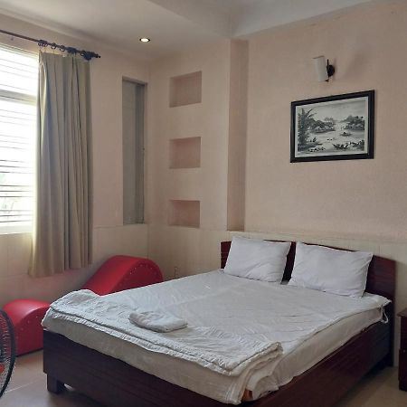 Khach San Mai Hoang 2 Hotel Bandar Ho Chi Minh Luaran gambar