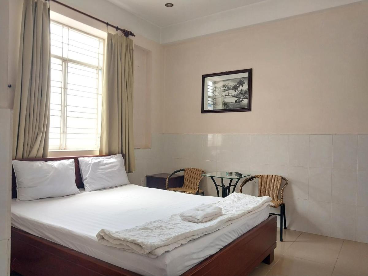 Khach San Mai Hoang 2 Hotel Bandar Ho Chi Minh Luaran gambar